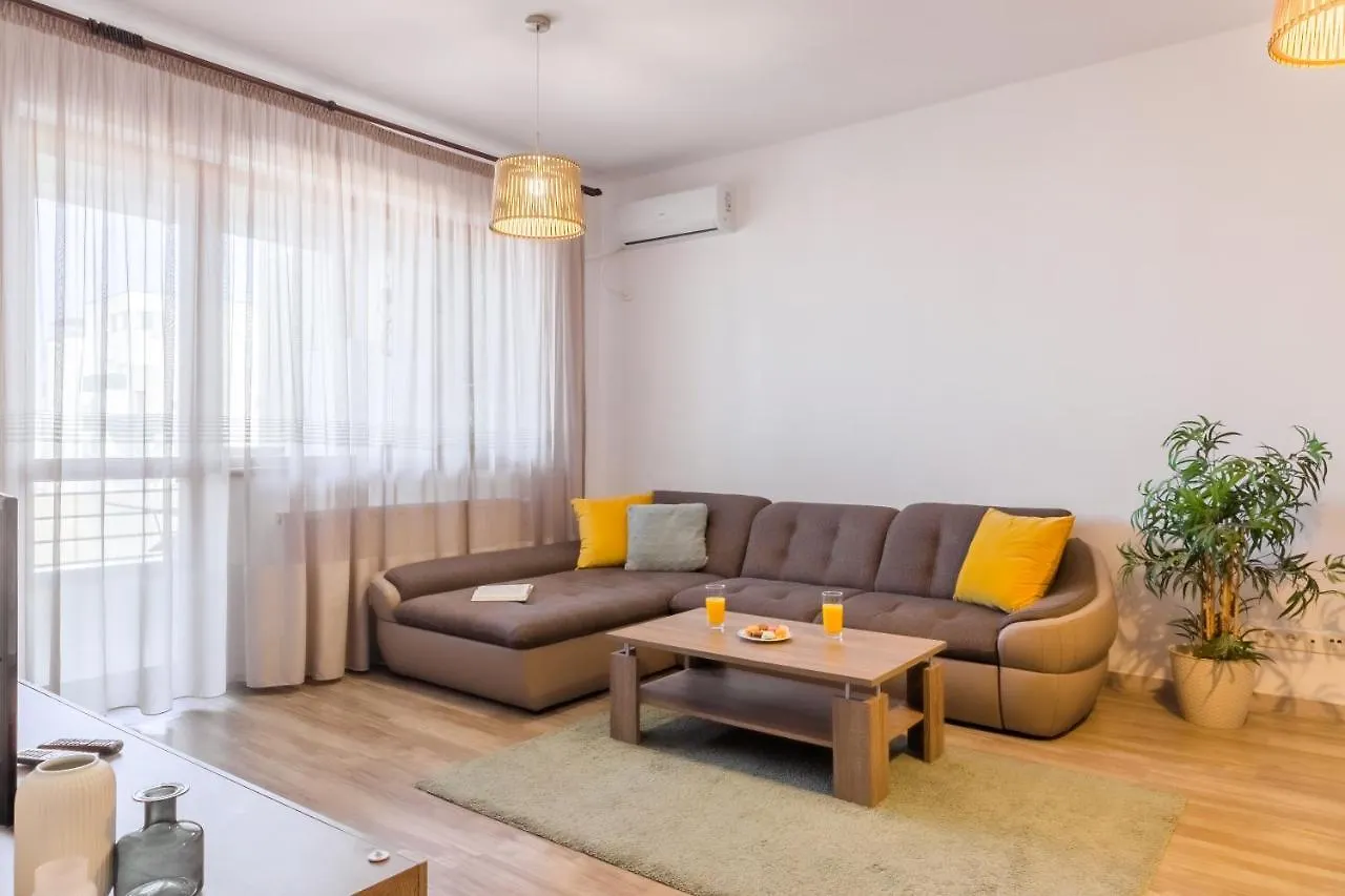 Lovely Apartment With City View Bucharest